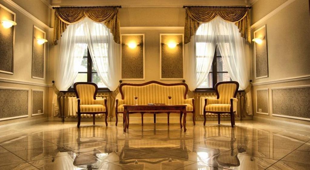 Bed and Breakfast Resursa Zyrardow Exterior foto