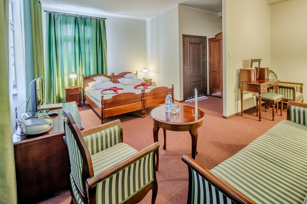 Bed and Breakfast Resursa Zyrardow Exterior foto
