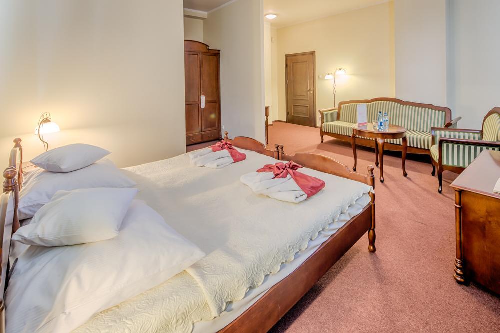 Bed and Breakfast Resursa Zyrardow Exterior foto